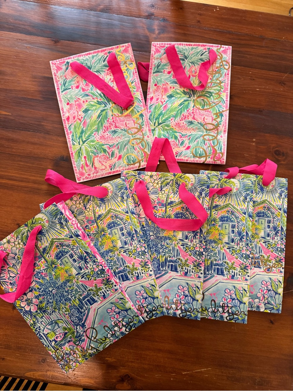 Lilly Pulitzer Set of 7 Gold Embossed Paper Tote bags !!!!!